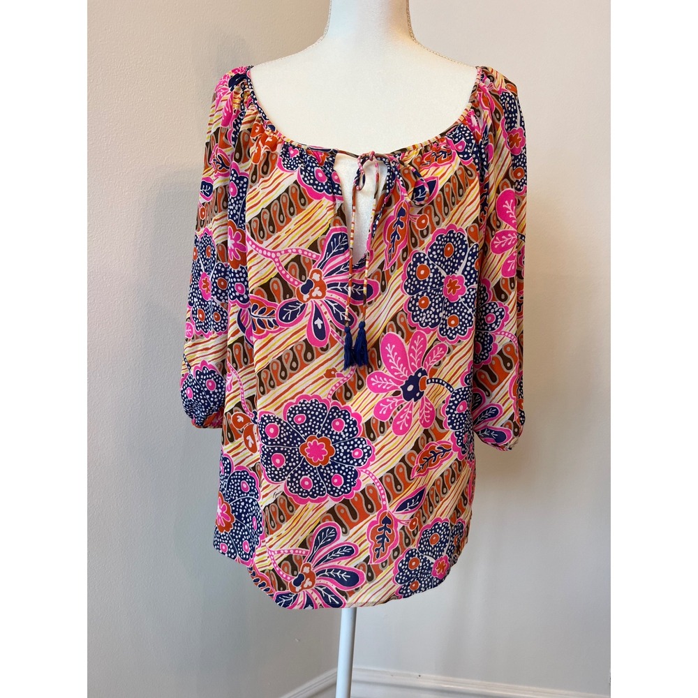 Trina Turk Silk and Spandex blouse Size small